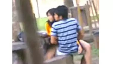 380px x 214px - Desi Students Fucking In Park Voyur Recorded indian tube sex